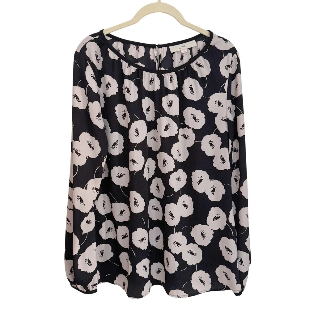 LOFT Floral Poppy Blouse Womens Black White Long Sleeve Pleated Neck Top M